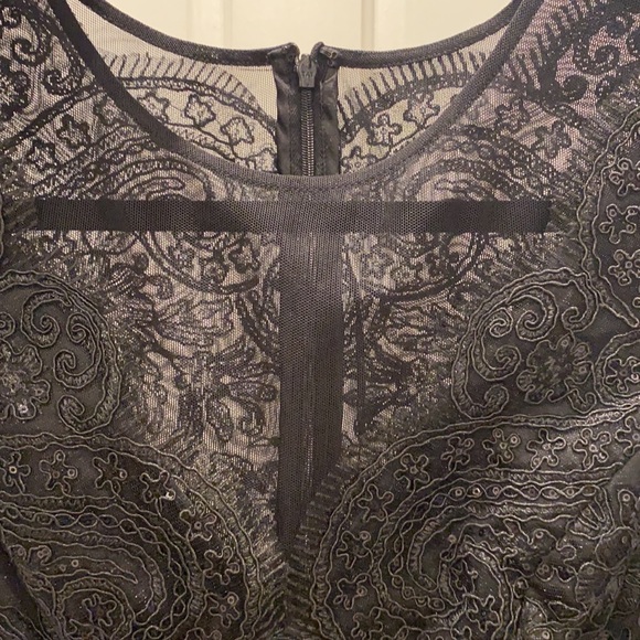 Vince Camuto Black Mesh & Sequin Dress LBD Little Black Dress Size 6 WORN ONCE - Picture 16 of 16